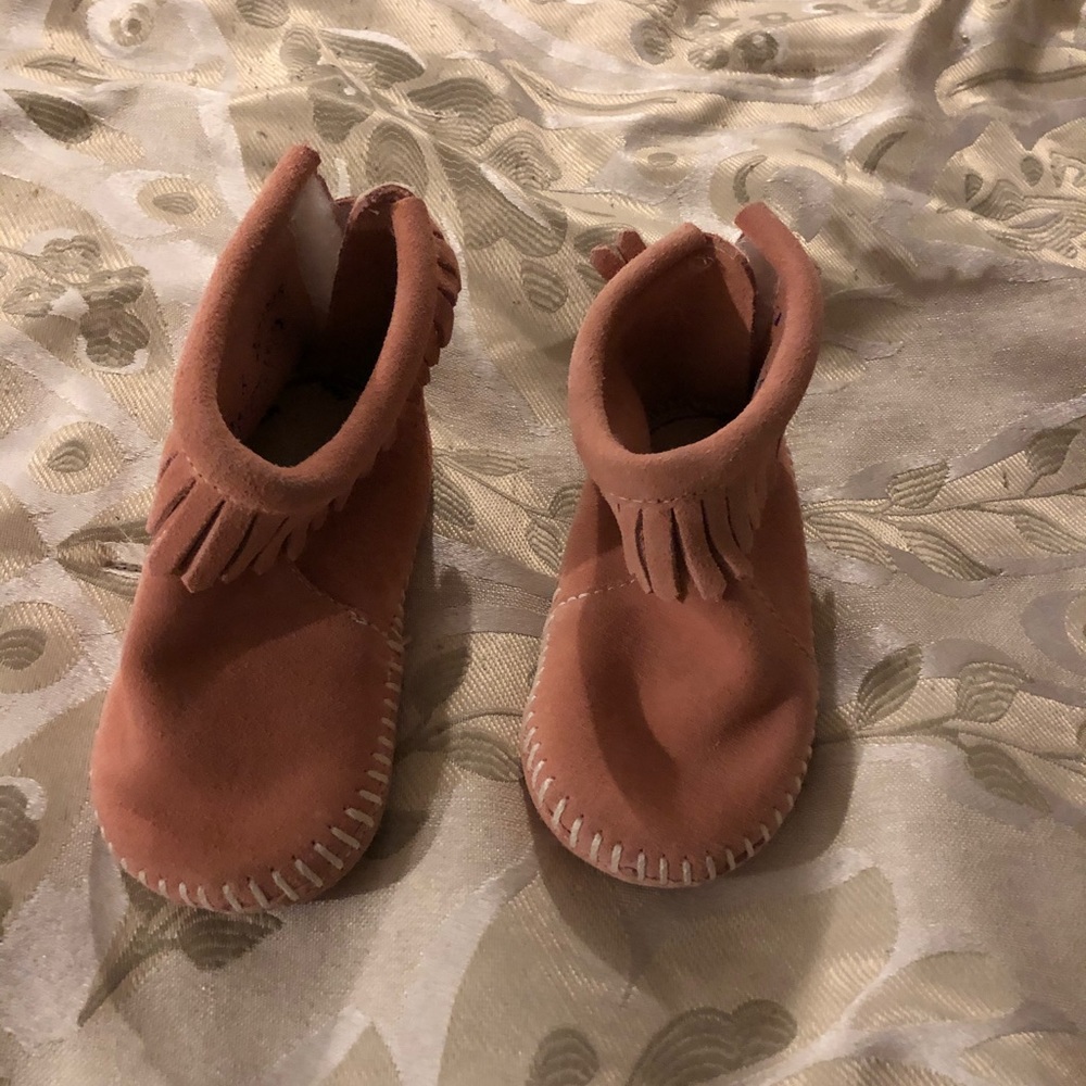 Minnetonka pink suede booties